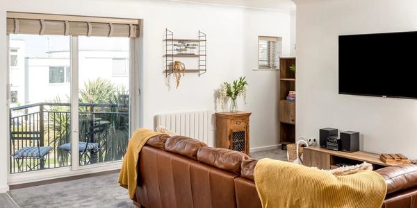 Early Summer Magic in Newquay: Why Now’s the Perfect Time to Book 11 Trehellan Heights